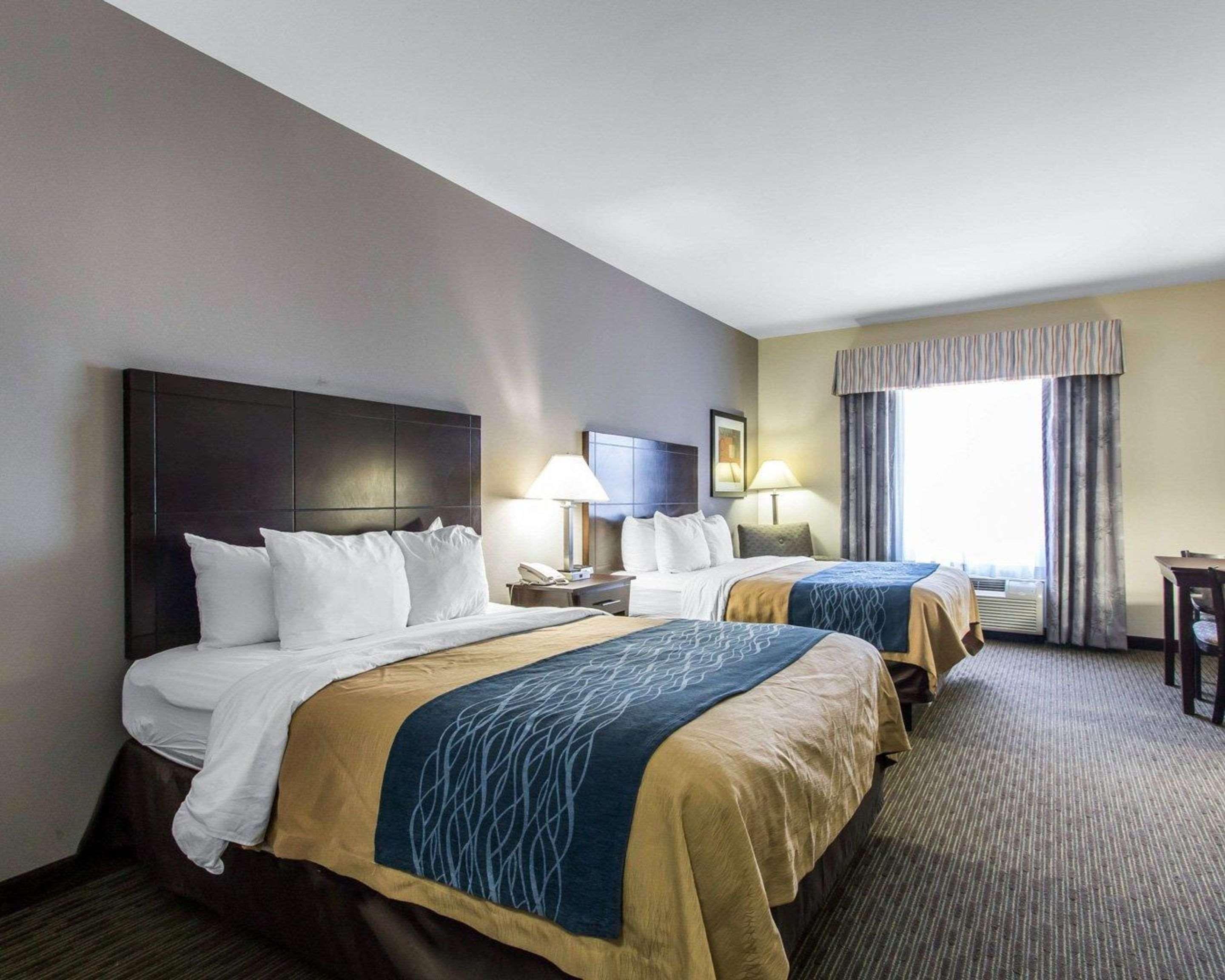 Comfort Inn & Suites Oklahoma City West - I-40 Экстерьер фото